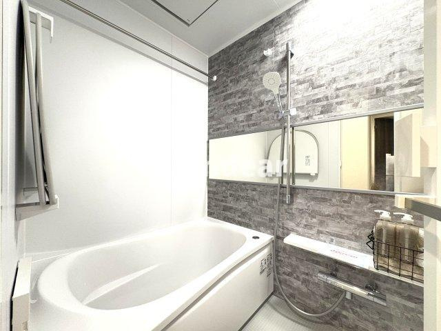 ニューハイツ中川の浴室|ドキドキの新生活も、安心してスタート。ぴったりの住まいを見つけませんか？クランディアが一緒に住まい選びをサポートします‼　まずは、お気軽にお問合せください　＃クランディア