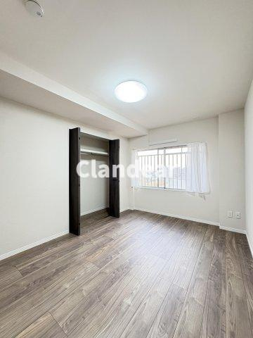 ニューハイツ中川の洋室|ドキドキの新生活も、安心してスタート。ぴったりの住まいを見つけませんか？クランディアが一緒に住まい選びをサポートします‼　まずは、お気軽にお問合せください　＃クランディア