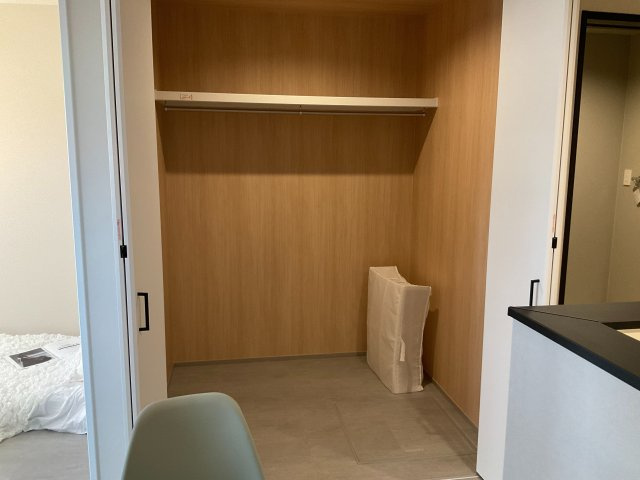 和泉市桑原町のハイツの収納|たっぷりとした収納スペースです