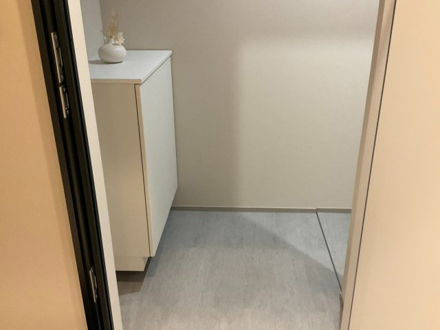 和泉市桑原町のハイツの玄関|きれいな玄関です