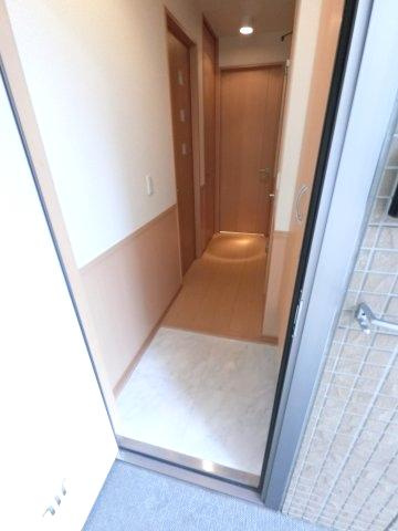 【玄関】