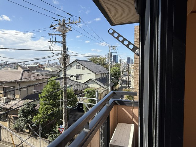 メゾン沖田のバルコニー|同建物別室参考写真