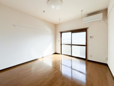 【居間・リビング】 | パールエステート