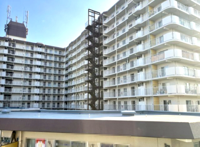 西大路ガーデンハイツの外観