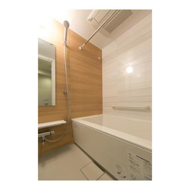 メルクマール京王笹塚レジデンスの浴室|※写真は同タイプ住戸です。