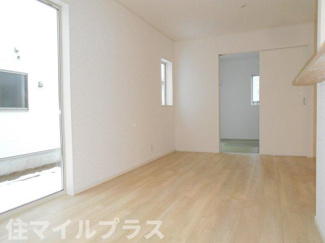 【居間・リビング】 | 会津若松市門田町黒岩新築一戸建て4棟 | ゆったり過ごせる居間です