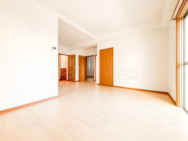 組坂ビルNo8の内装