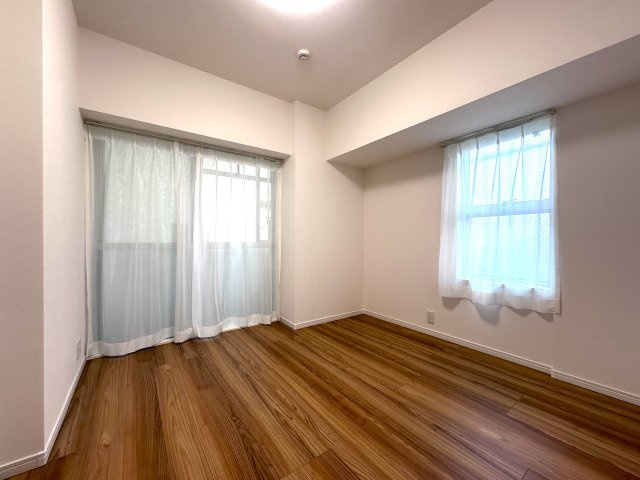 グリーンパーク第16綾瀬の洋室|ドキドキの新生活も、安心してスタート。ぴったりの住まいを見つけませんか？クランディアが一緒に住まい選びをサポートします‼　まずは、お気軽にお問合せください　＃クランディア