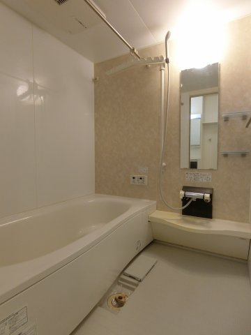 【浴室】 | モアフィリアル