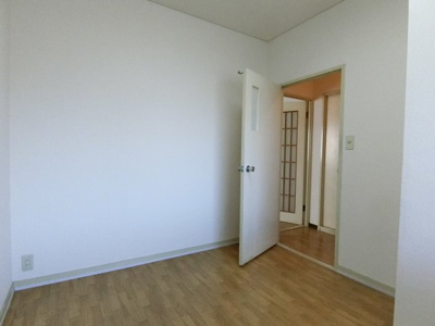 【洋室】 | メゾンドール河野