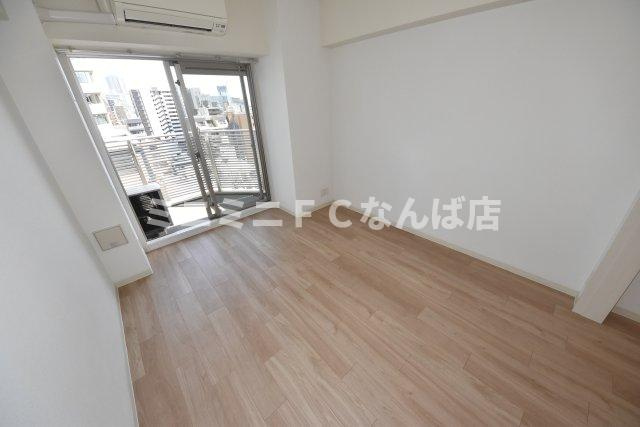 プレサンス江戸堀