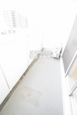 【バルコニー】 | サーティーフォービル | 開放感のある広々としたバルコニー