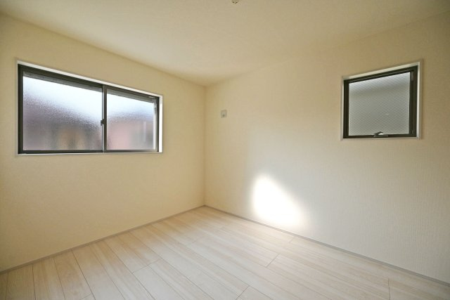 リーブルガーデン尼崎市大島1丁目新築一戸建の子供部屋|-洋室6.7帖(2F)-