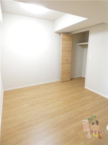 ＴＷＩＮ　ＴＯＷＥＲＳ　ＡＺＵＫＩの洋室