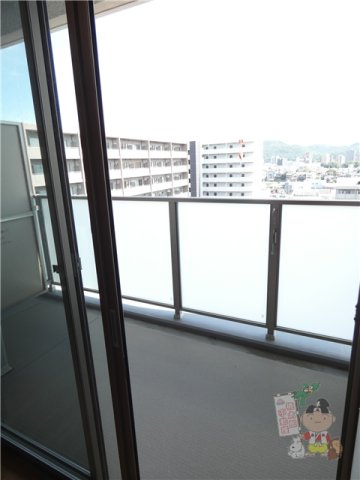 ＴＷＩＮ　ＴＯＷＥＲＳ　ＡＺＵＫＩのバルコニー