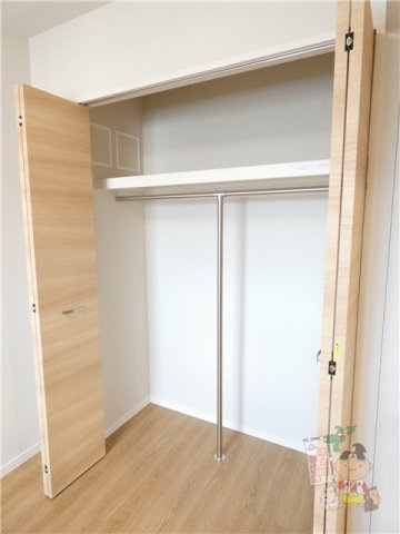 ＴＷＩＮ　ＴＯＷＥＲＳ　ＡＺＵＫＩの収納