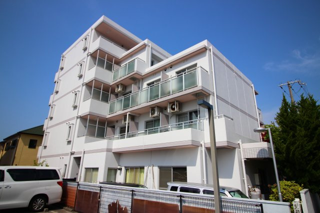 ラシャンブル神戸の外観