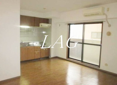 【居間・リビング】 | 小宮ビル | 洋室のお部屋です。