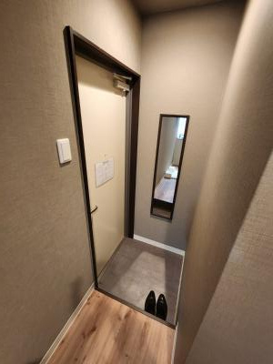 クレア・ラ・クーオの玄関