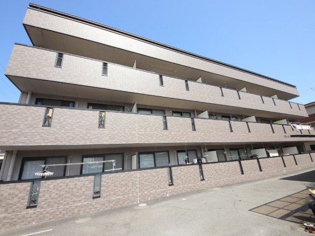 生駒市中菜畑２丁目の賃貸マンション