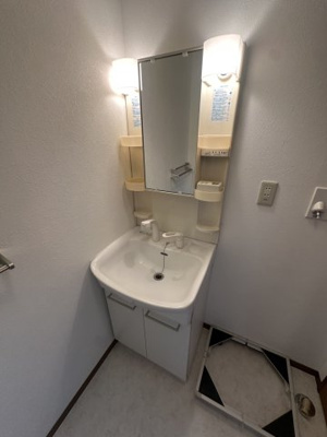 【内装】 | ベラヴィスタ | クリーニング・リフォーム前写真