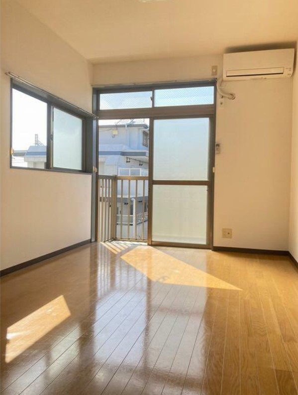 ジャルダンの寝室