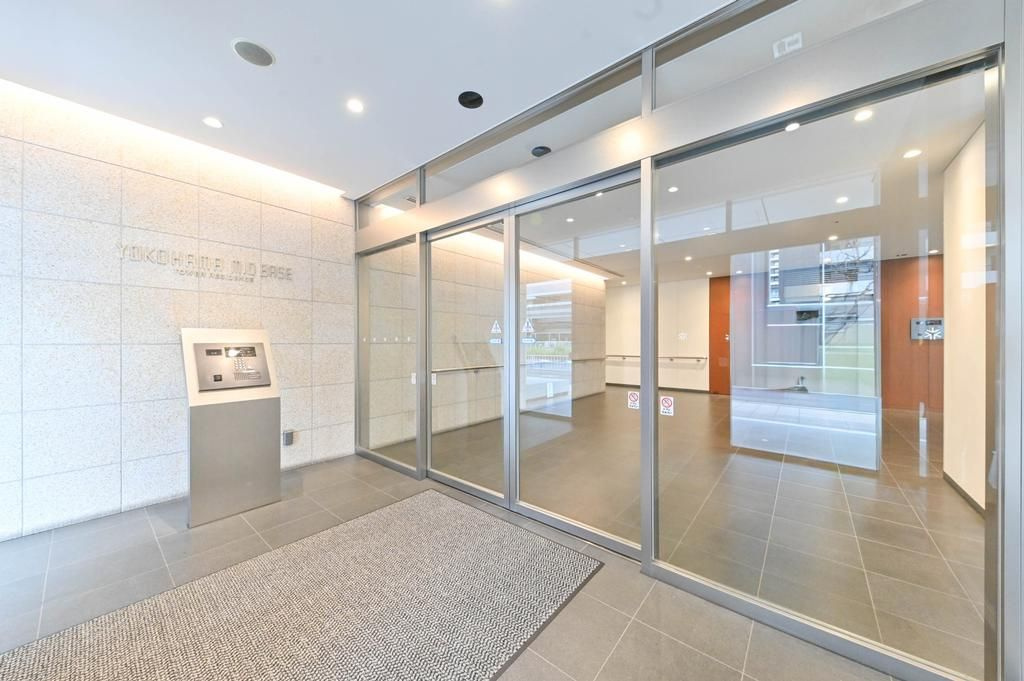 横浜ＭＩＤベースタワーレジデンス