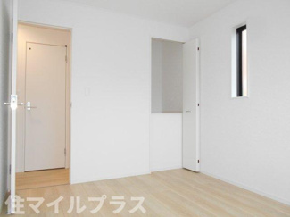 【洋室】 | 会津若松市南千石町新築一戸建て3棟 | 明るい洋室です