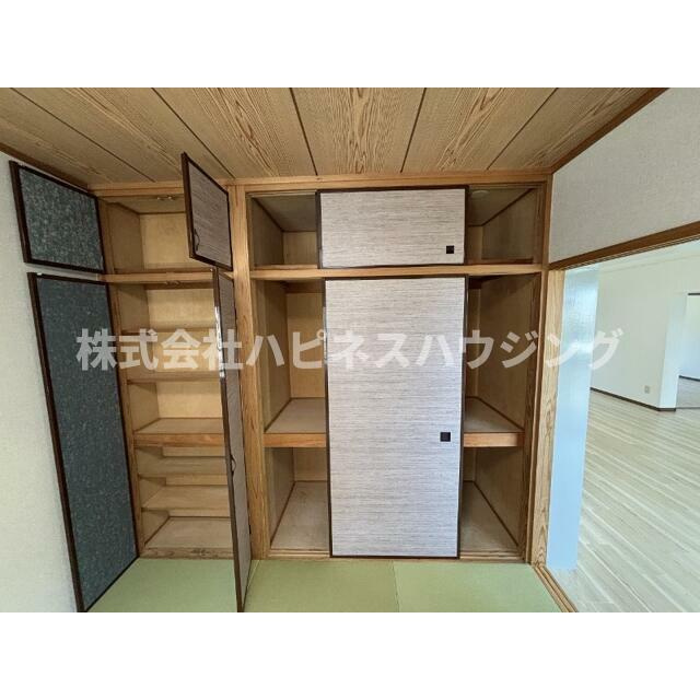 柏市東中新宿１丁目の賃貸マンションの収納