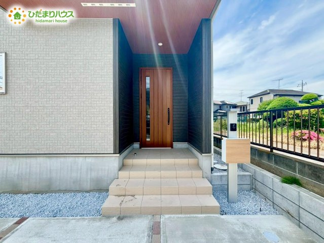 野田市第1桜台　新築戸建　1号棟の玄関|ご見学可能です(^^)/1号棟