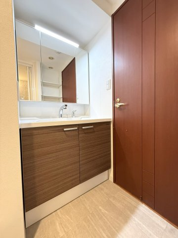 ステイツ南20条の独立洗面台