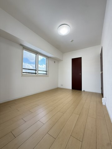 ステイツ南20条の洋室