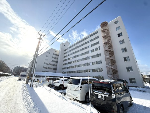 グリーンコーポ豊平の外観