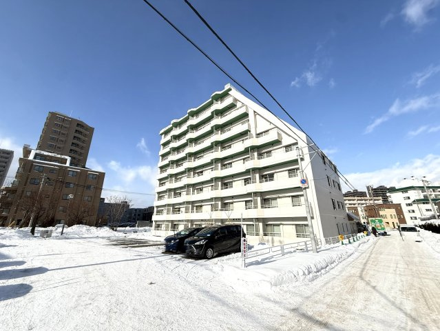 グリーンコーポ豊平の外観