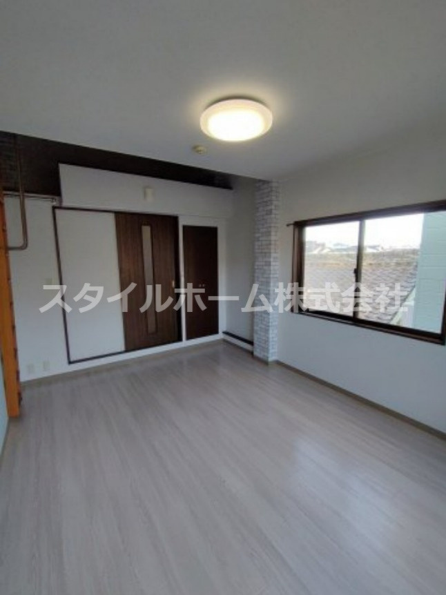 グリーンヒル9の洋室