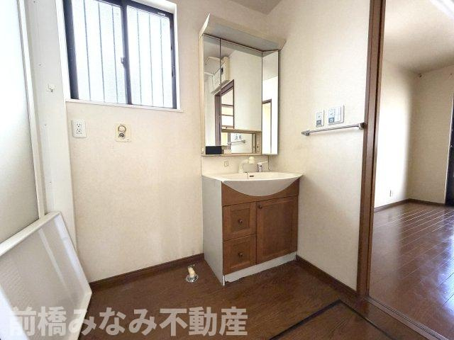 【中古平屋】前橋市昭和町　２LDK＋Sの独立洗面台|独立洗面台で身支度をすべて済ませてしまいましょう