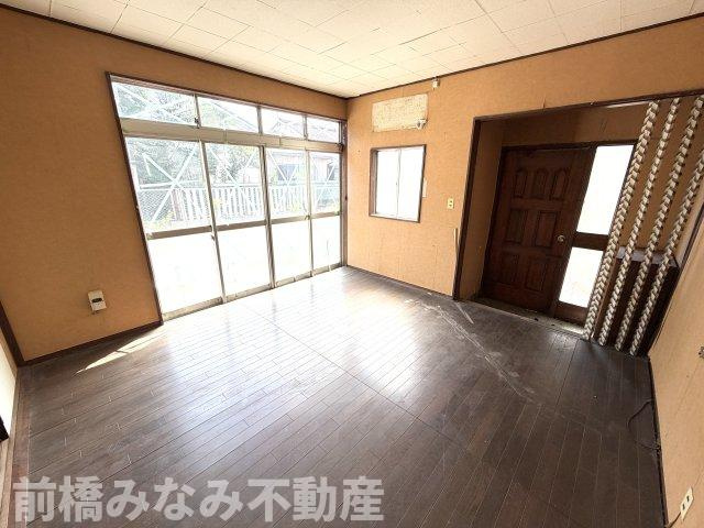 【中古平屋】前橋市昭和町　２LDK＋Sの洋室|別邸の室内です。（玄関）