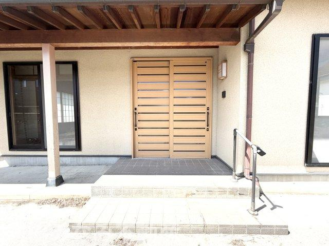 【中古平屋】前橋市昭和町　２LDK＋Sの玄関|玄関です