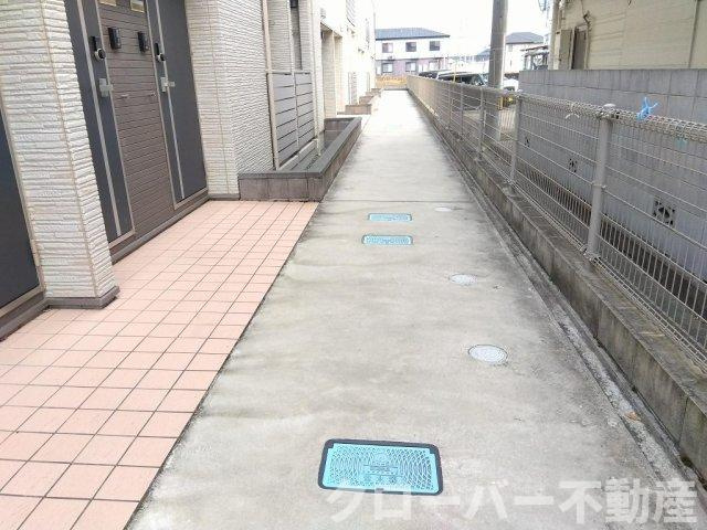 クレイノ茂木２のエントランス