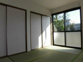 バティール西小森野　B棟の和室