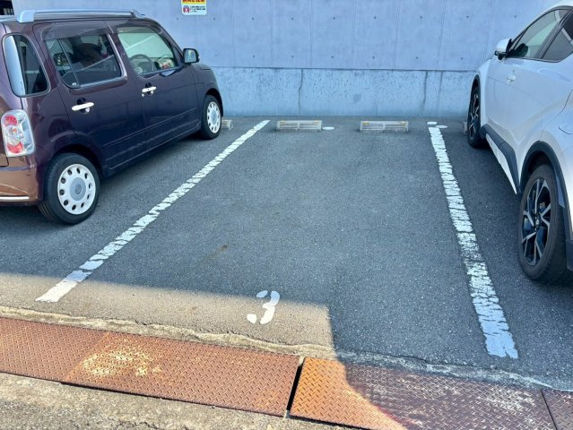 La Maison Claireの駐車場