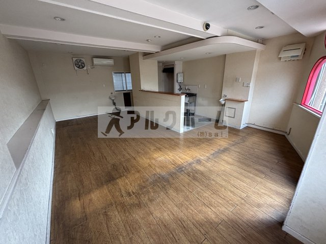 リズム柏原の内装