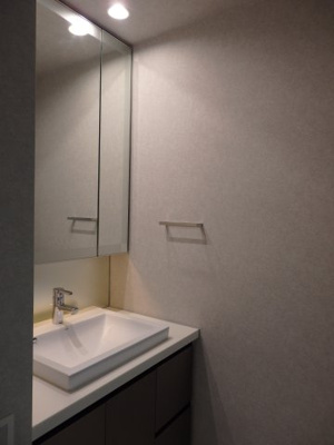 【独立洗面台】 | パークコート神宮前  | JR山手線原宿駅徒歩６分