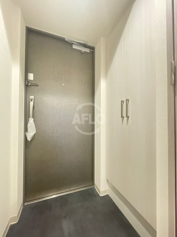 ファステート難波ヴィラントの玄関