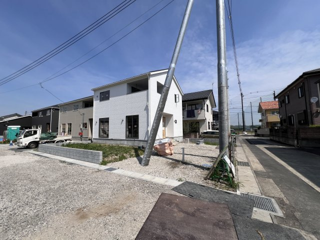 新築　高崎市吉井町下長根第３　クレイドルガーデン　1号棟