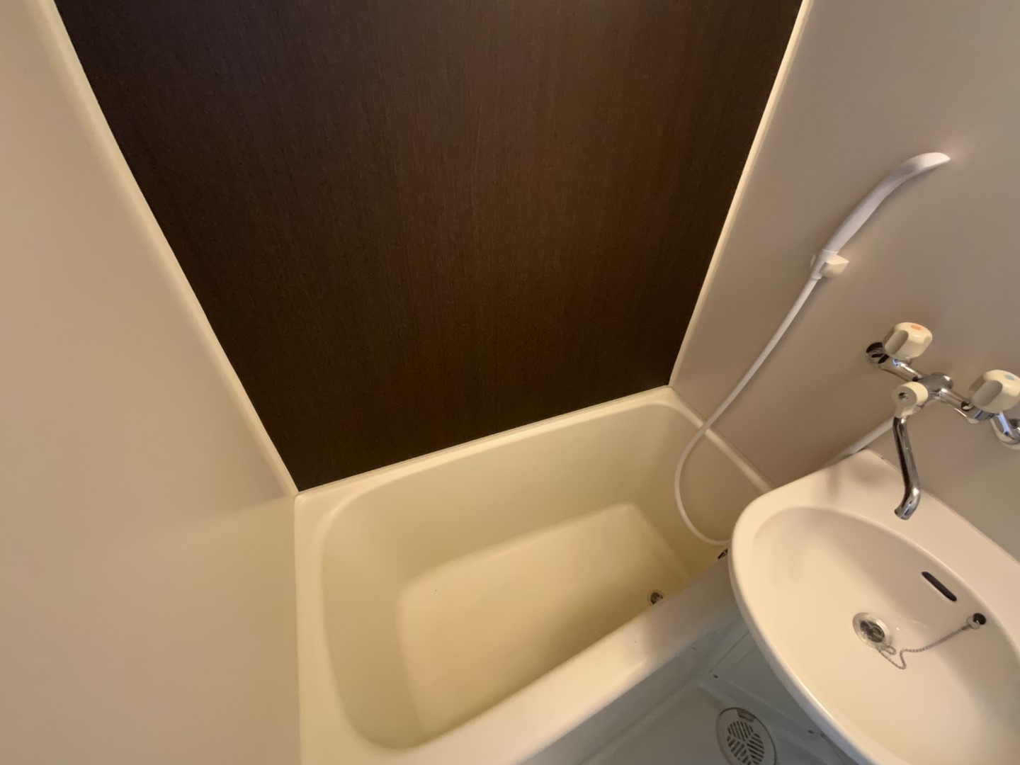 サニーサイド三田南Aの浴室|参考写真