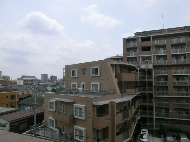 坂田ビルの展望|5階なので眺めが良いですね。