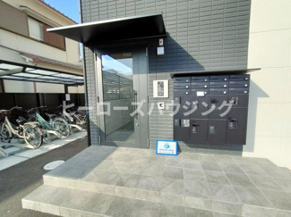 【エントランス】 | GRANDSTEADY桜の町