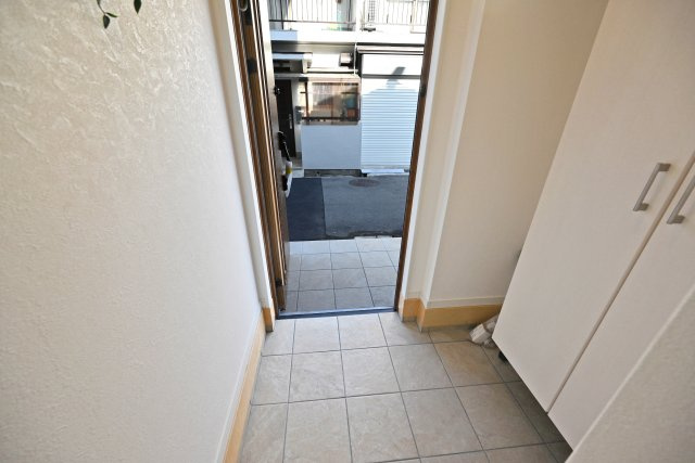 尼崎市大庄北1丁目新築戸建の玄関|2026年1月撮影