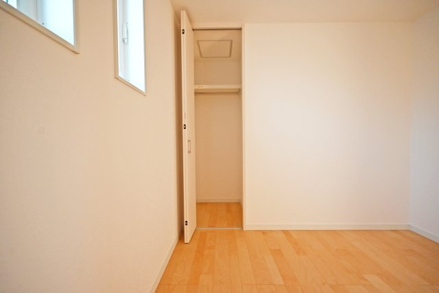 尼崎市大庄北1丁目新築一戸建ての洋室|3階納戸4.5帖